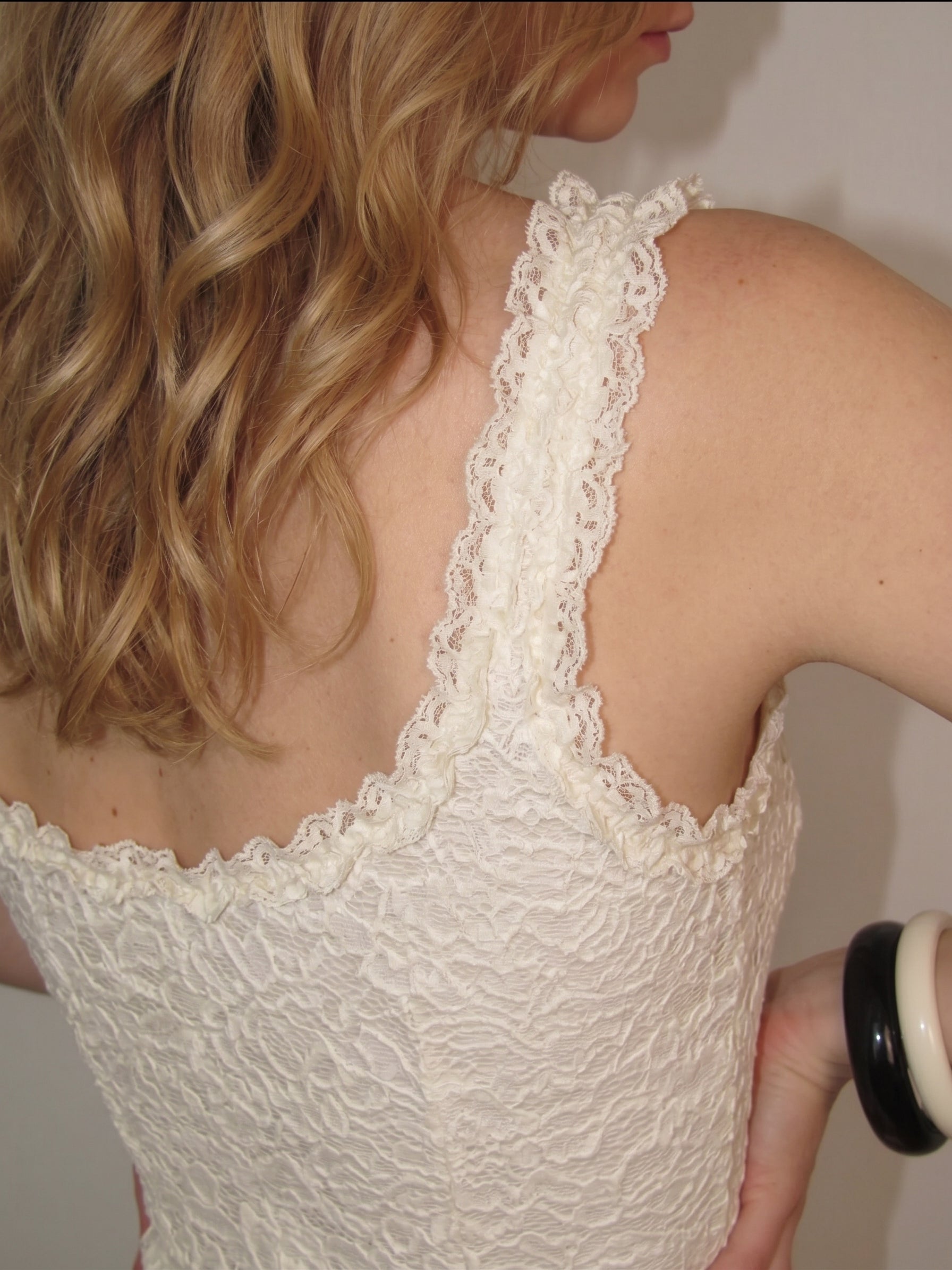 The Ecre Fluted Dantel Maxi Elbise