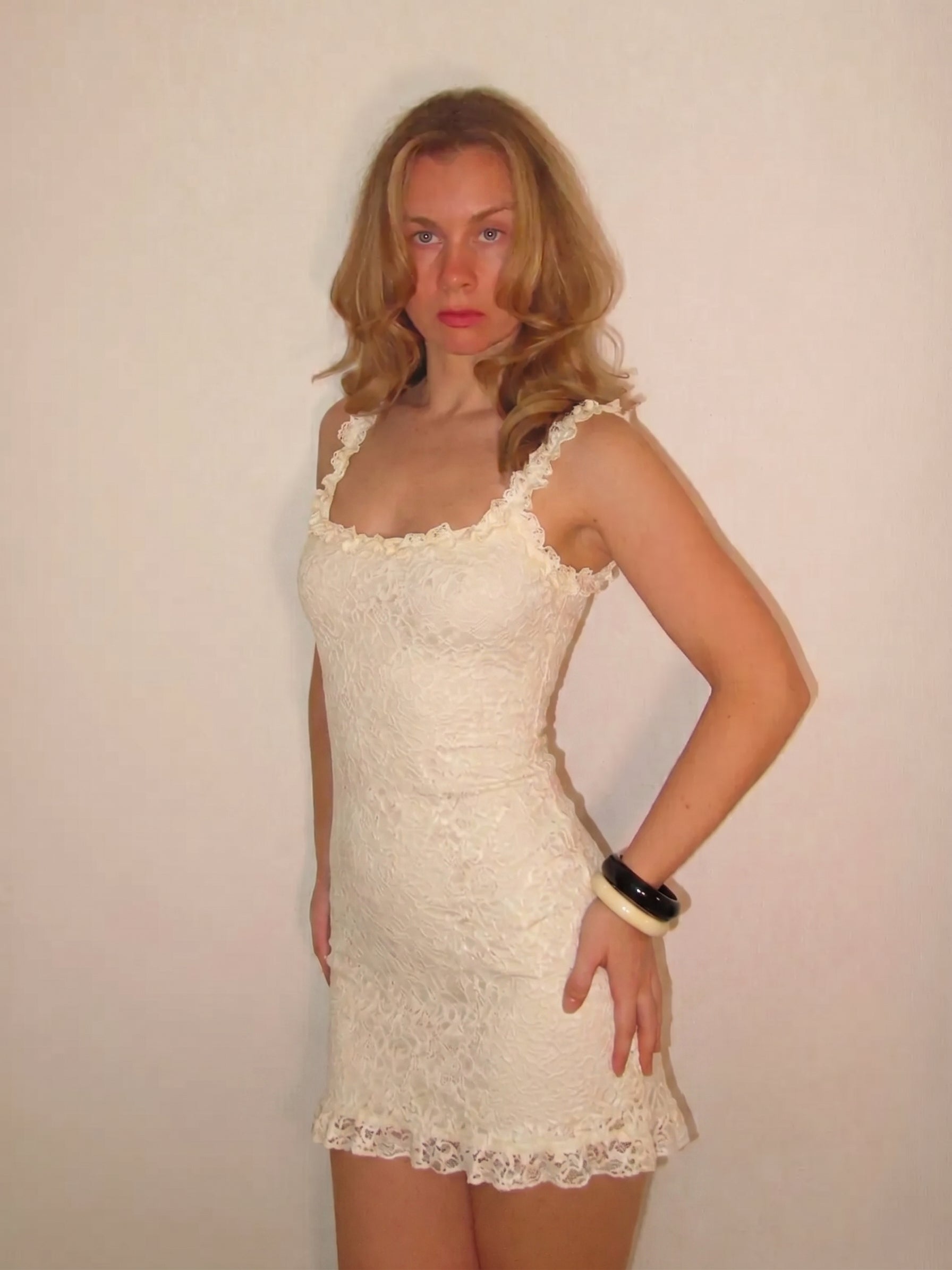 The Ecre Fluted Dantel Maxi Elbise