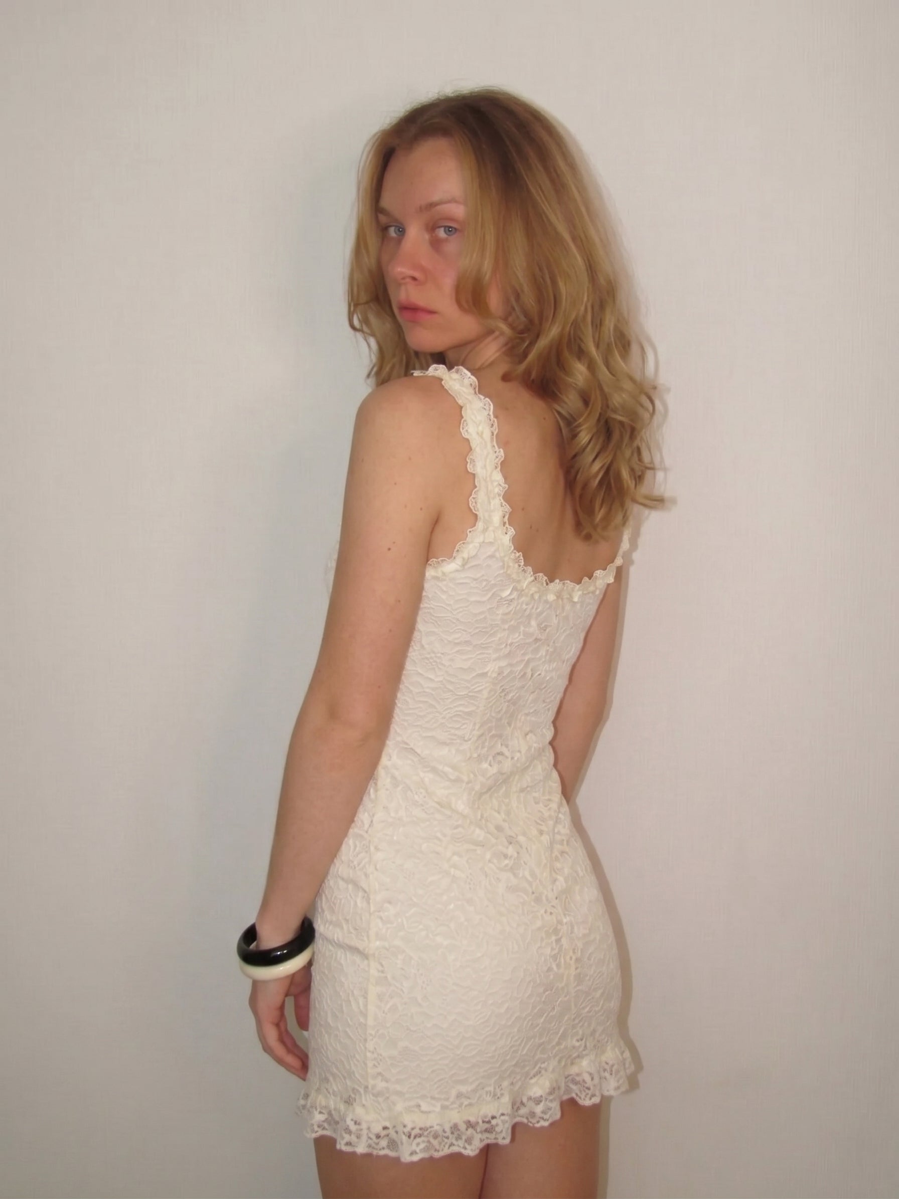 The Ecre Fluted Dantel Maxi Elbise